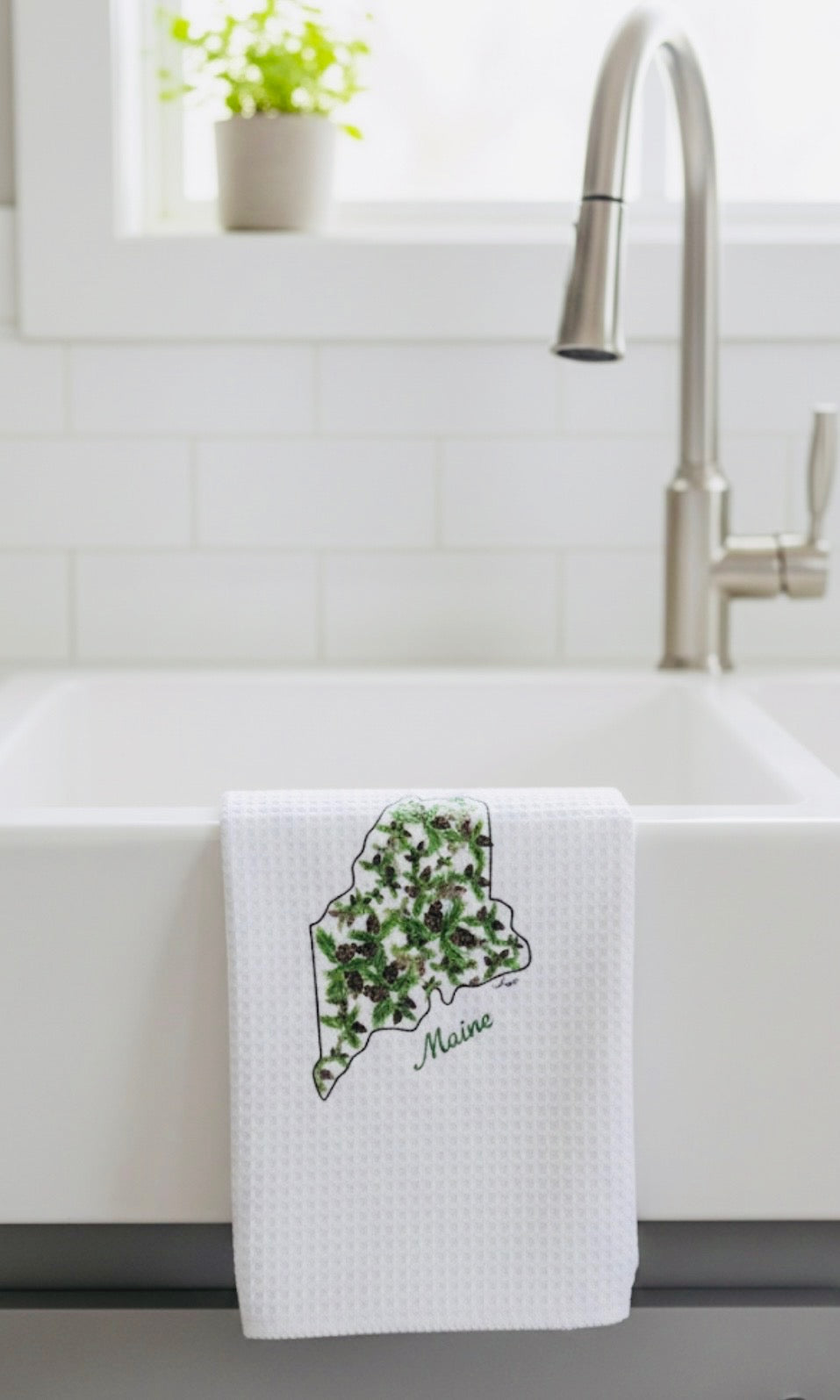 Microfiber Kitchen Towel Watercolor Art Maine Flower